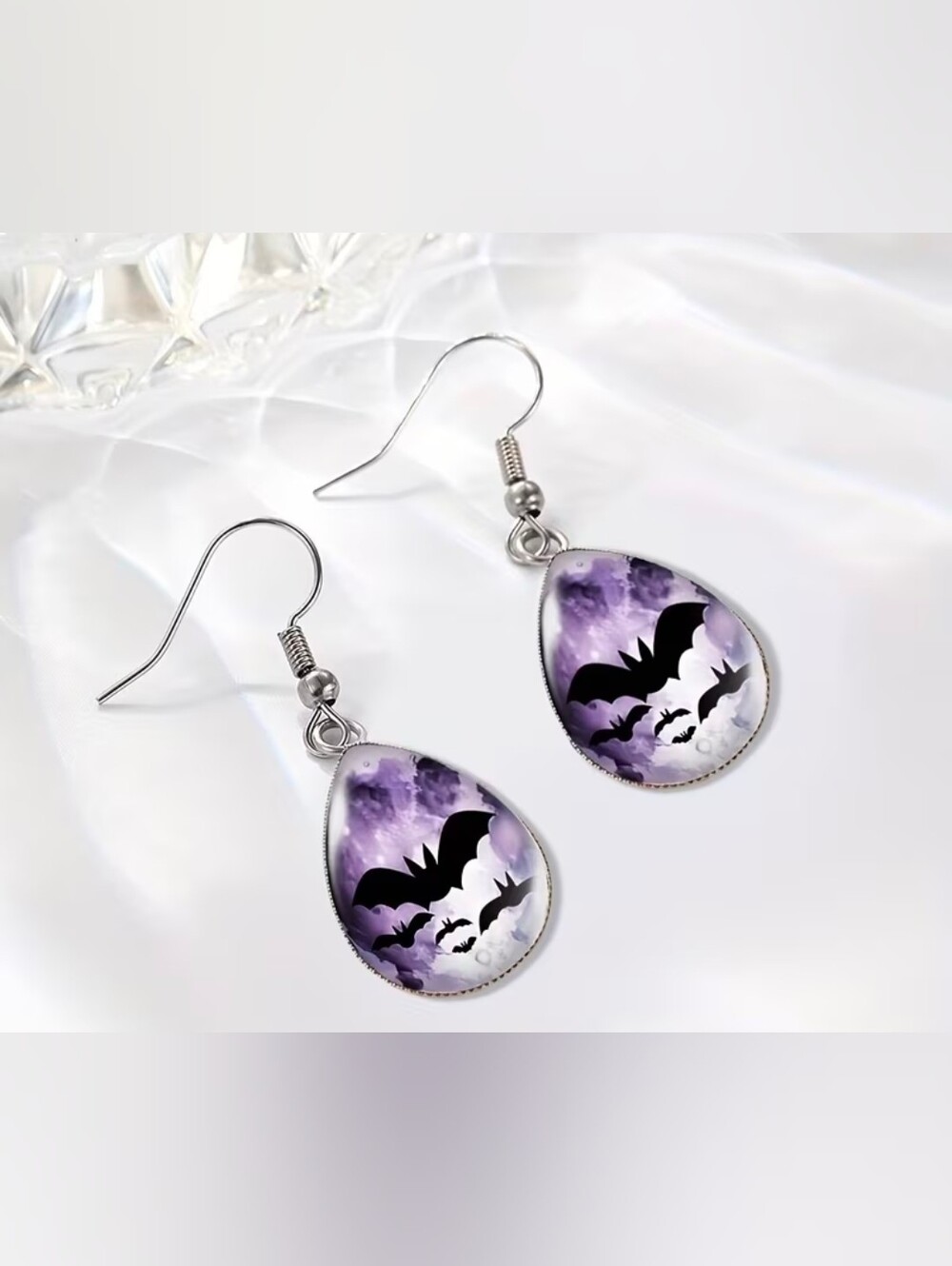 $8 Each Or Bundle 5/$20 Purple Teardrop With Bats Dangle Earrings